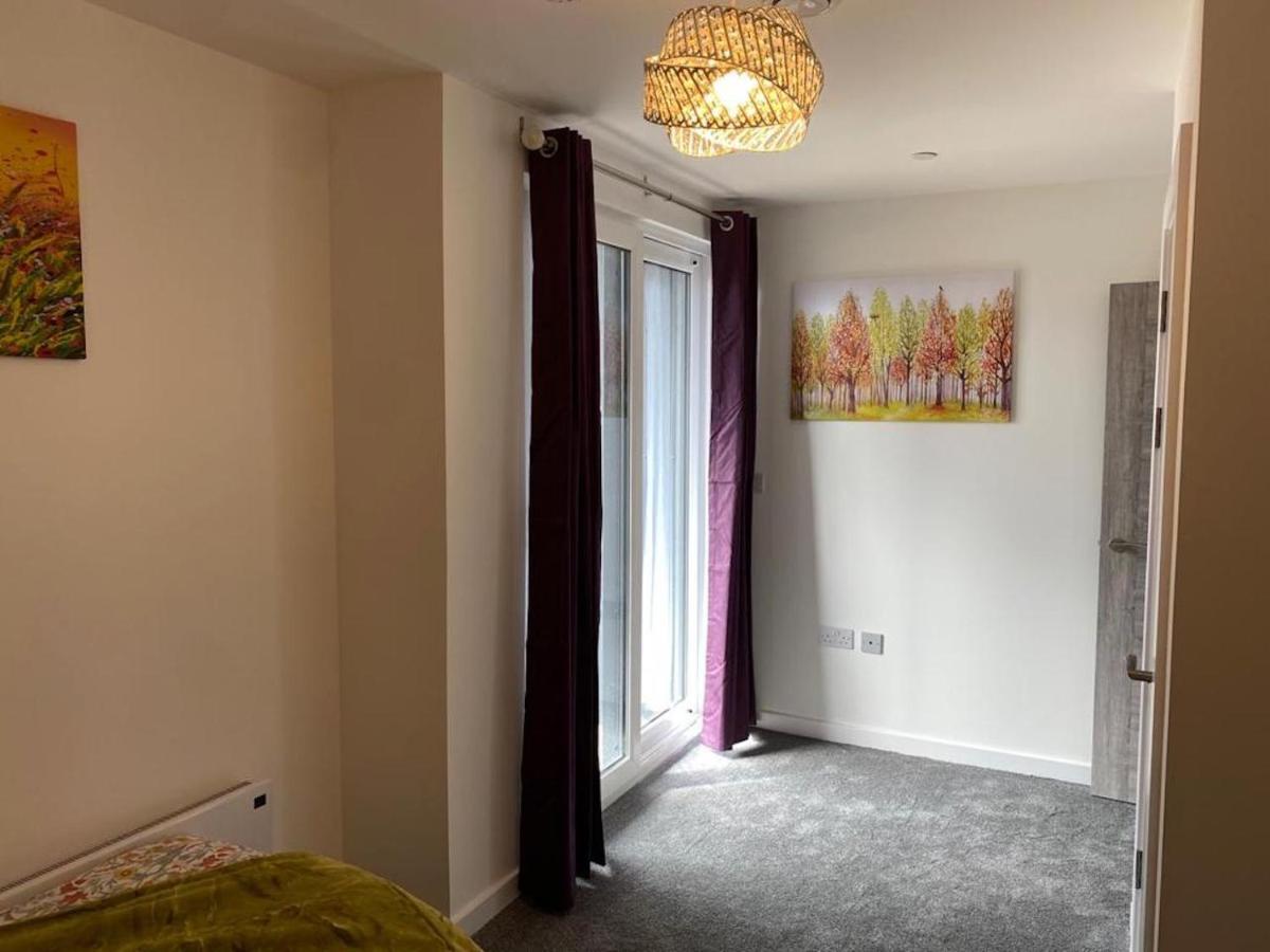 Cathedral View Duplex Penthouse: Central Stay with Parking & Wi-Fi Peterborough Exterior photo